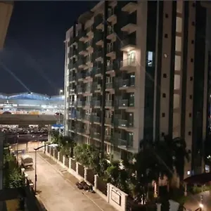 Favila Condotel Unit-150 Newport Boulevard Near Airport Terminal 3 And Other Airport Aparthotel Pasay