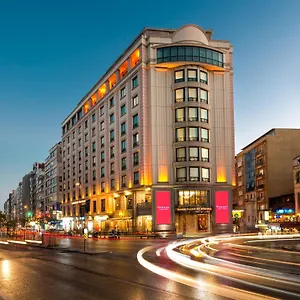 Ramada Plaza By Wyndham Center (adults Only) מלון איסטמבול